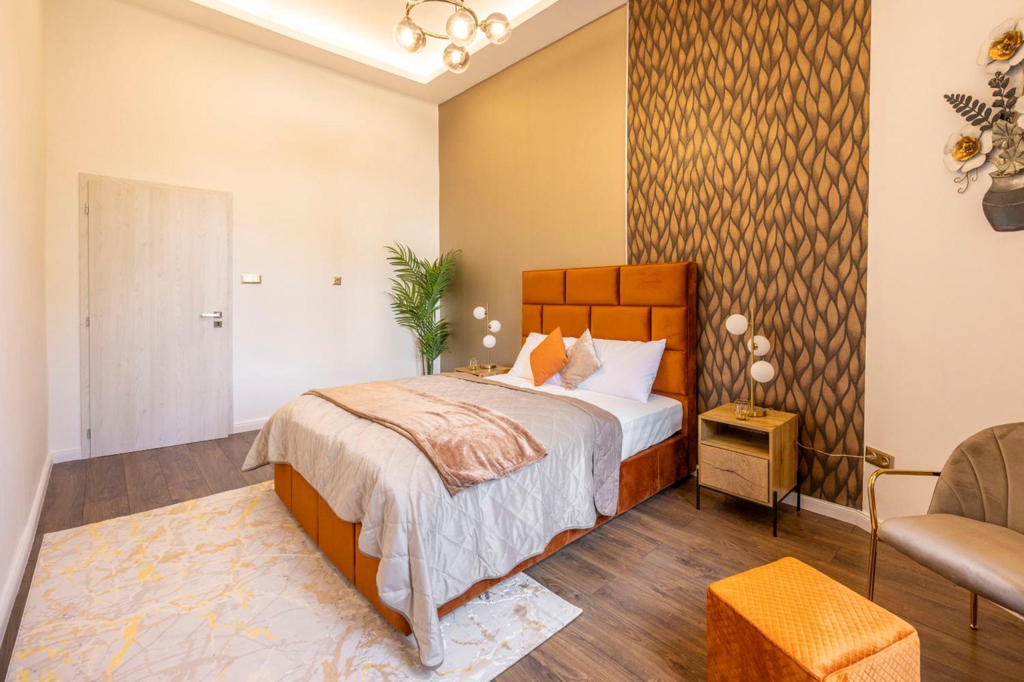 Exclusive Downtown Quentin Residence By Prestige Homes Budapeste Exterior foto