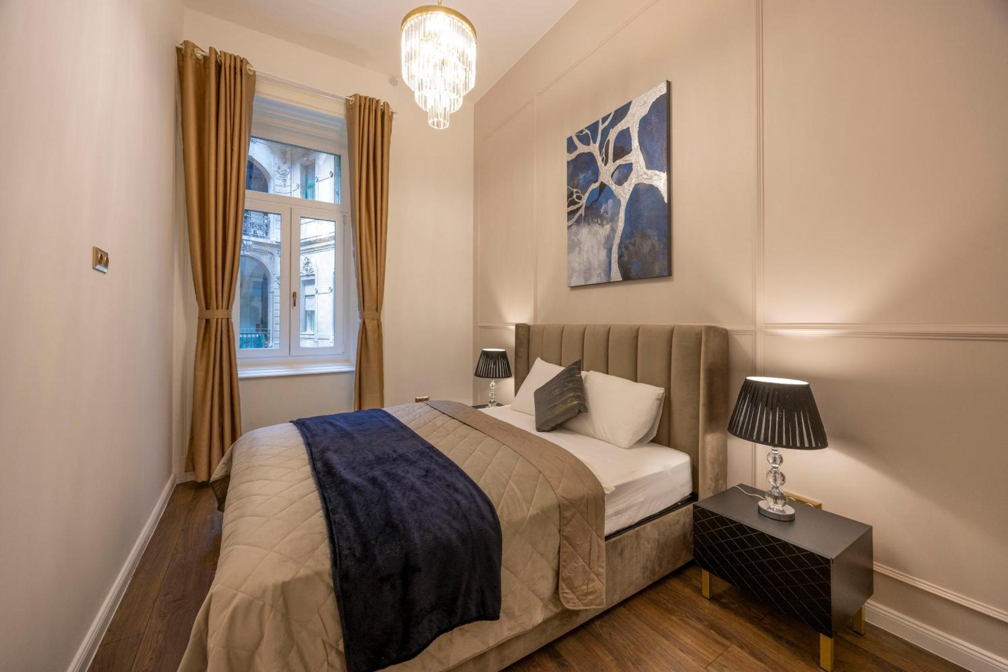 Exclusive Downtown Quentin Residence By Prestige Homes Budapeste Exterior foto
